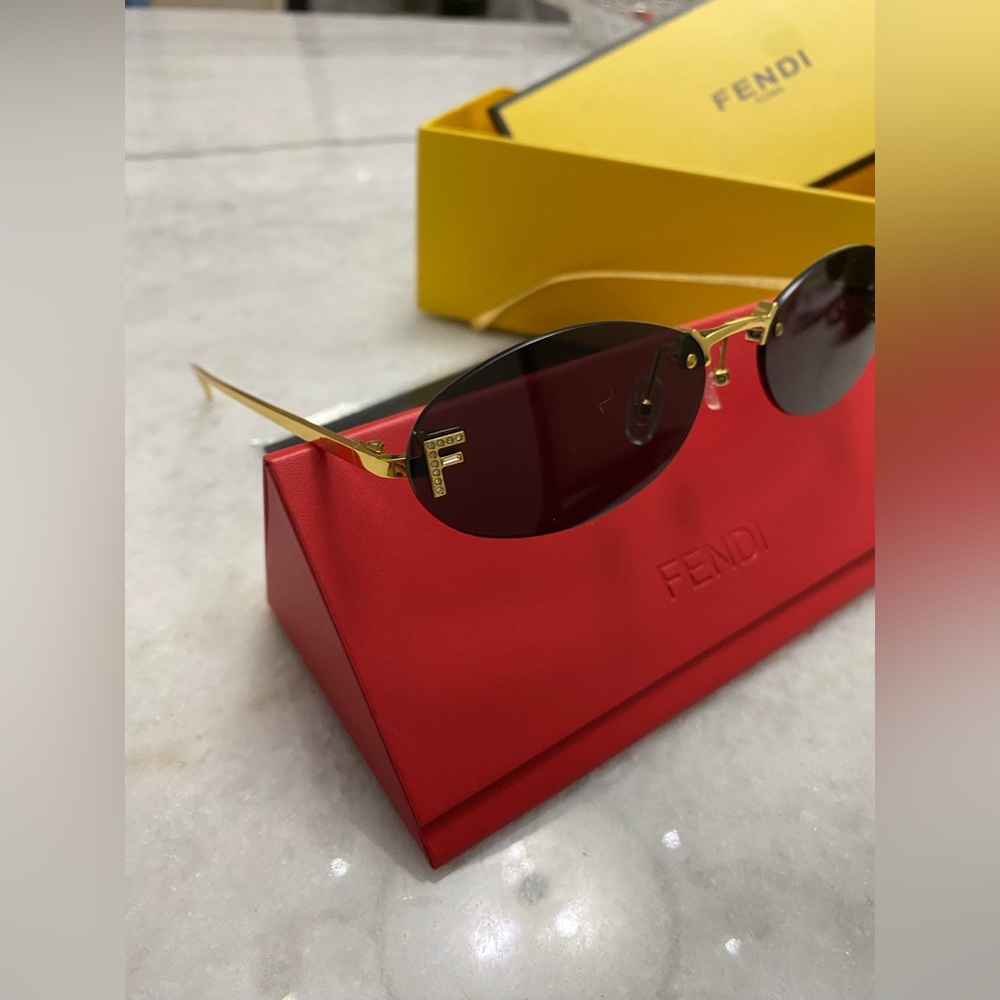 Fendi Rimless oval sunglasses - Picture 4 of 11